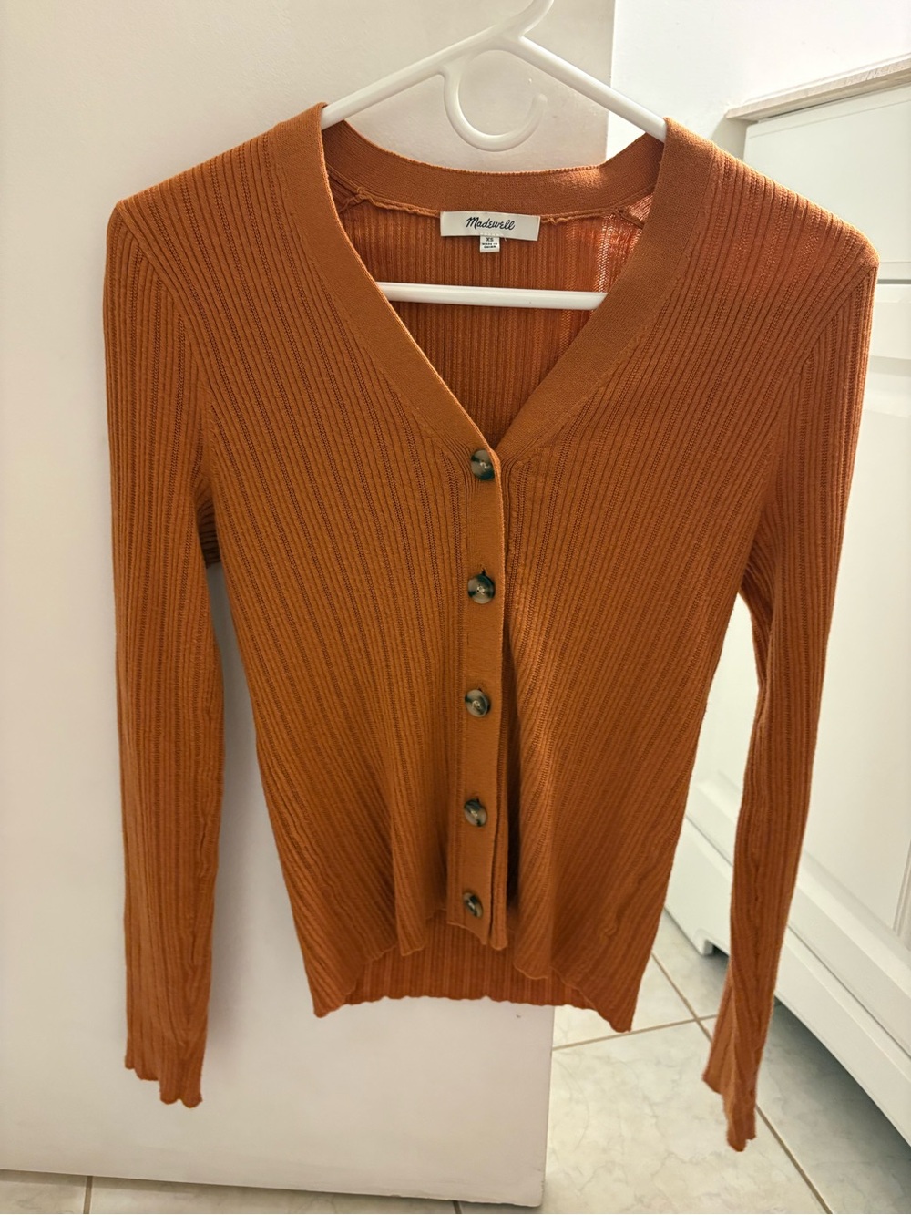 Madewell Ribbed Button-Front Cardigan in Rust